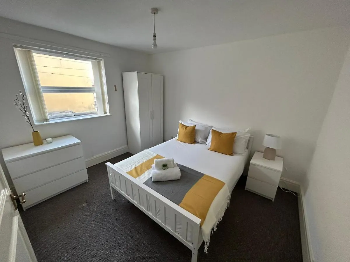 Kaaby Apartments- Ravens Court Cardiff